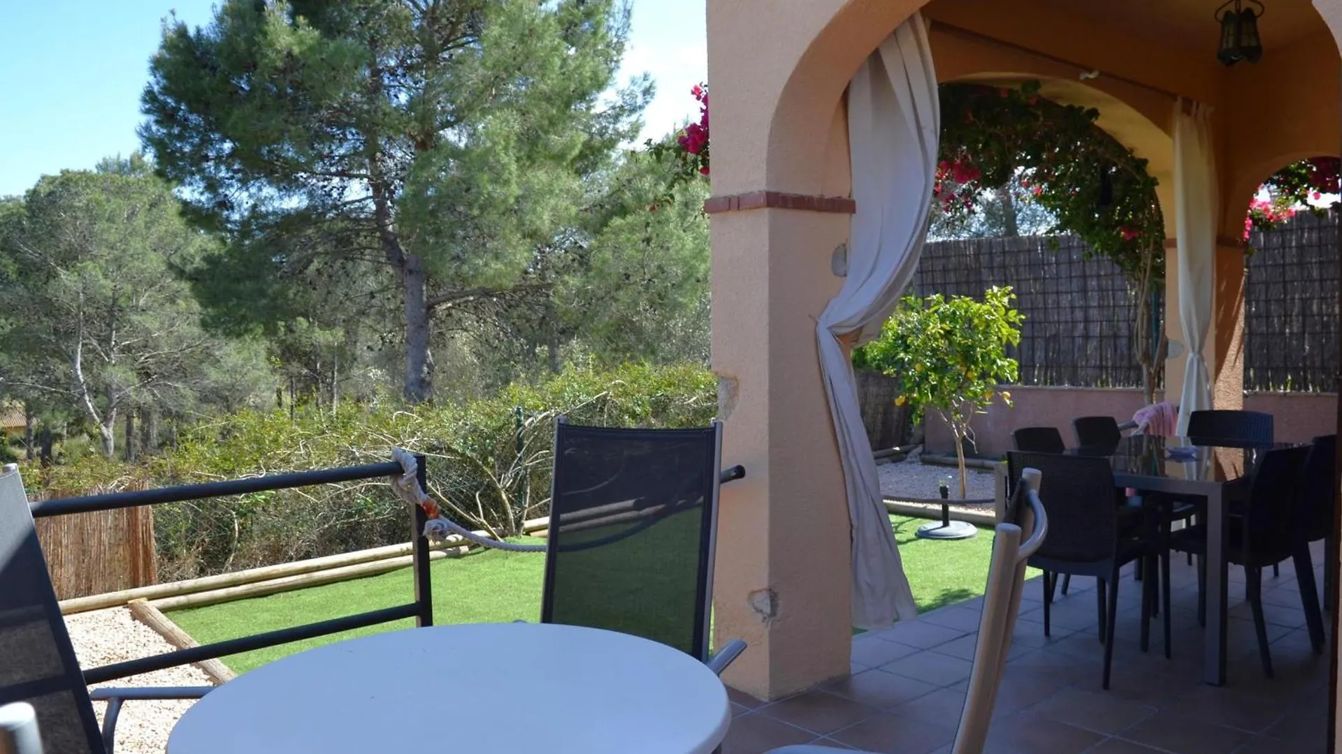Vila Casa Acogedora Con Jardin Y Piscina En Zona Tranquila Cerca De La Playa En L'Estartit - Es-323-16 Španělsko